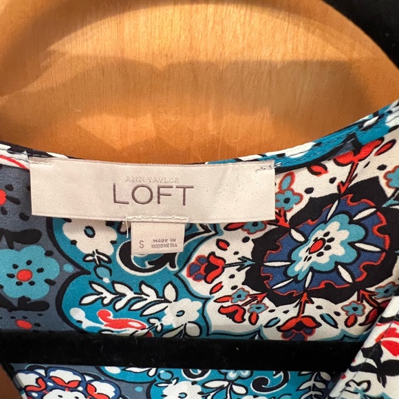 LOFT Racerback Blouse - Picture 4 of 4